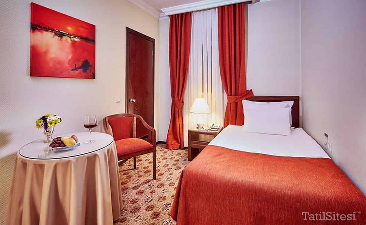 Güneş Hotel Merter